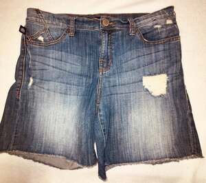 Rock & Republic Shorts Women's Blue Size 10 Distressed Raw Hem Denim Stretch